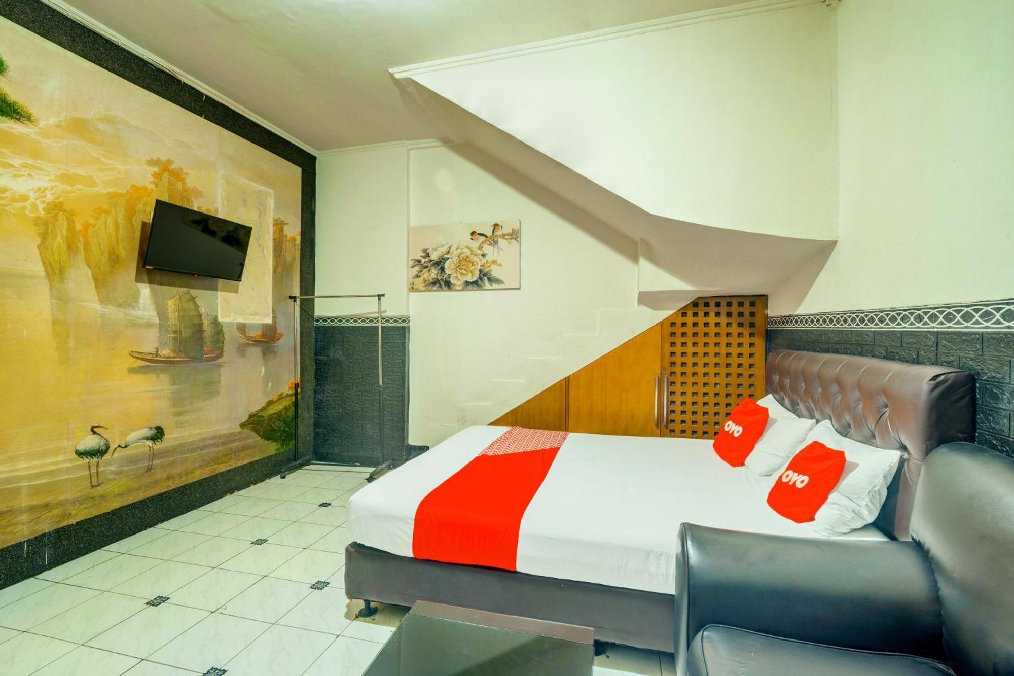 Oyo 93132 Modom Homestay Near Rs Islam Jakarta Pondok Kopi Jacarta Exterior foto